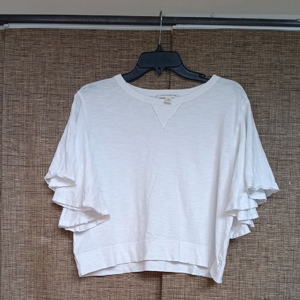 Treasure & Bond White Cotton Cropped Ruffle Sleeve Top